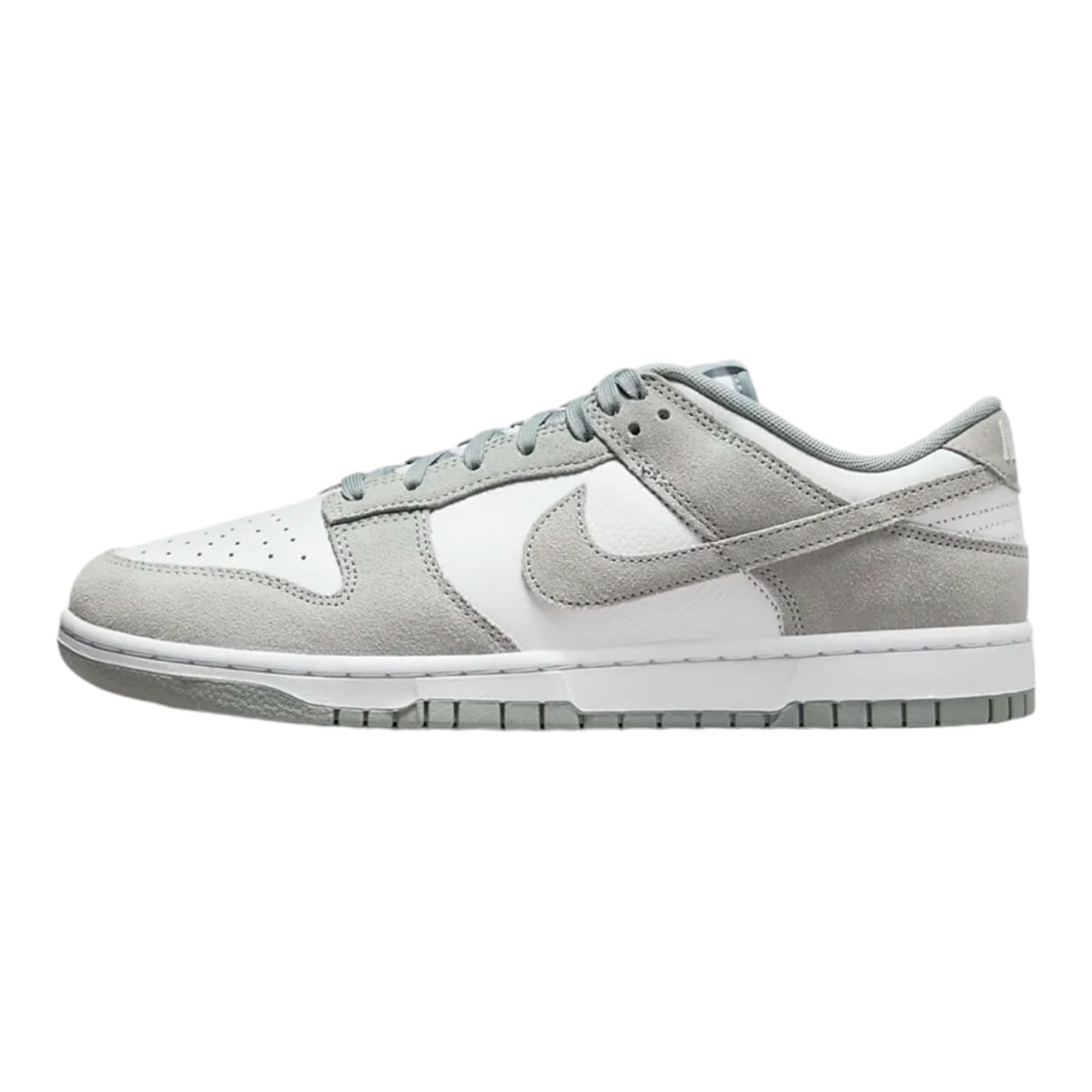 Nike Men's Dunk Low Retro Sneaker