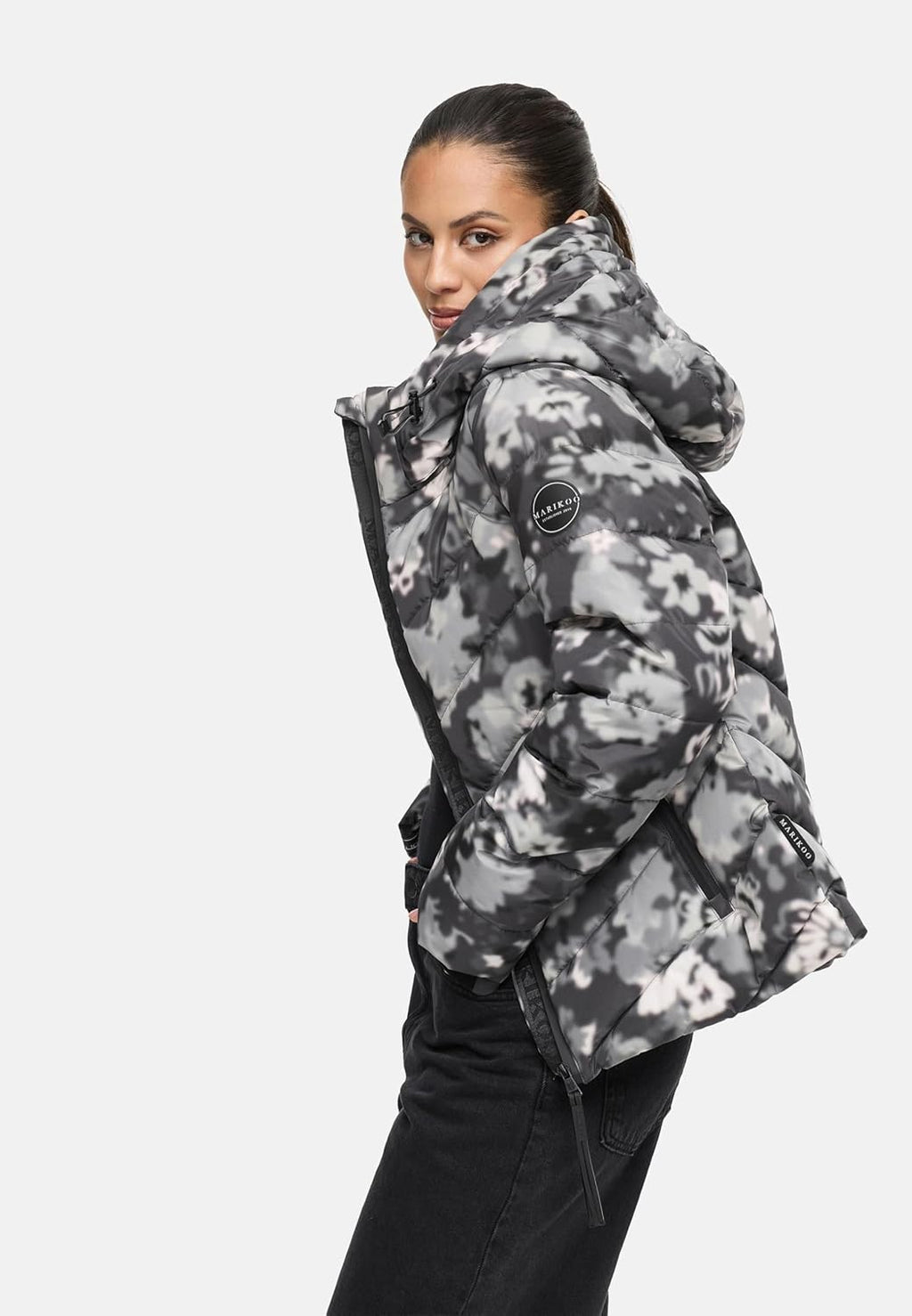 MARIKOO Women's Winter Jacket, Warm Quilted Jacket with Detachable Hood, Samuiaa XVI XS-3XL