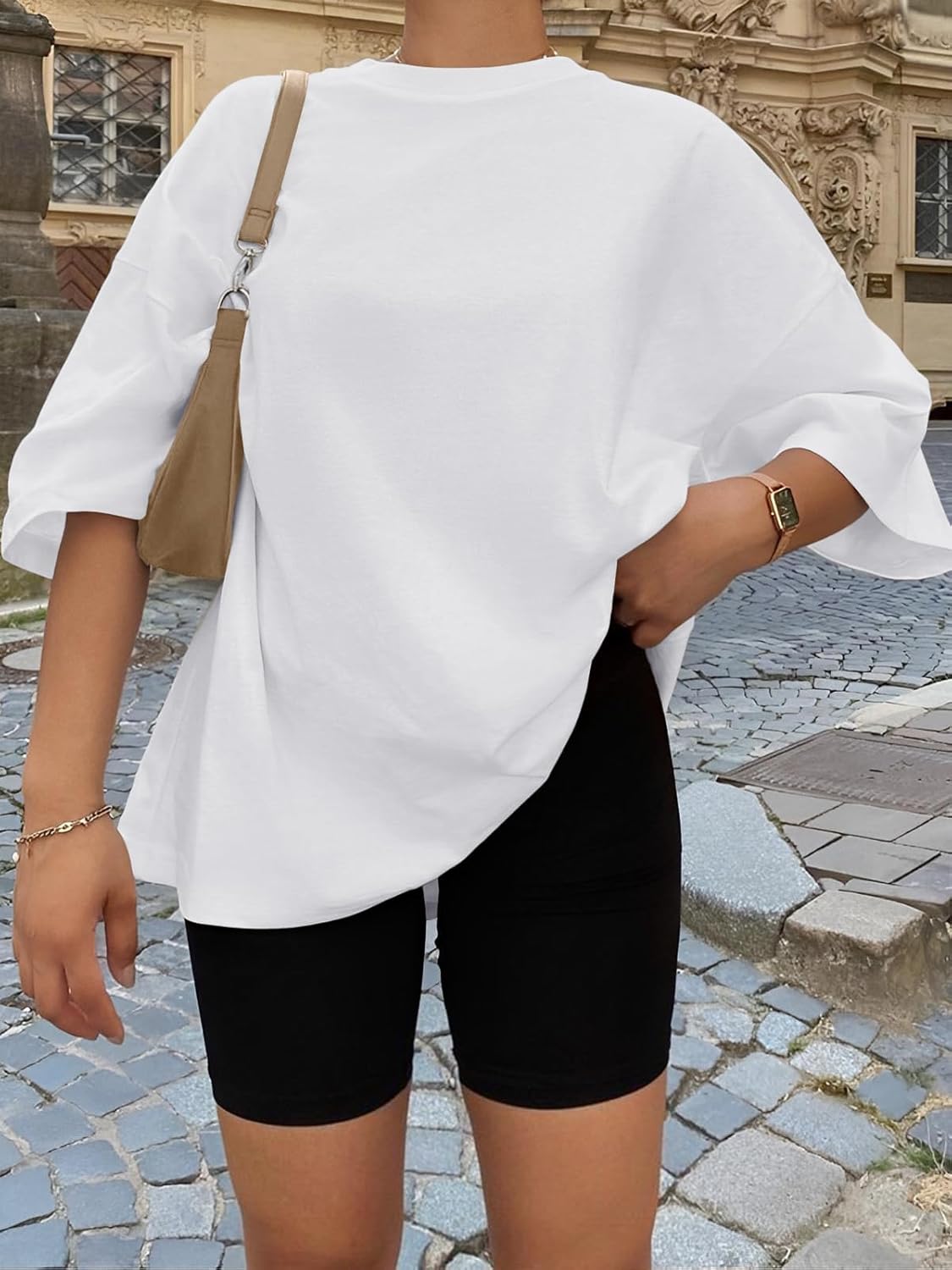 Trendy Queen Women's Oversized Tee, Comfy Fabric Loose Fit, All-Day Cozy for Gym, Lounge & Office, Versatile Casual Wear