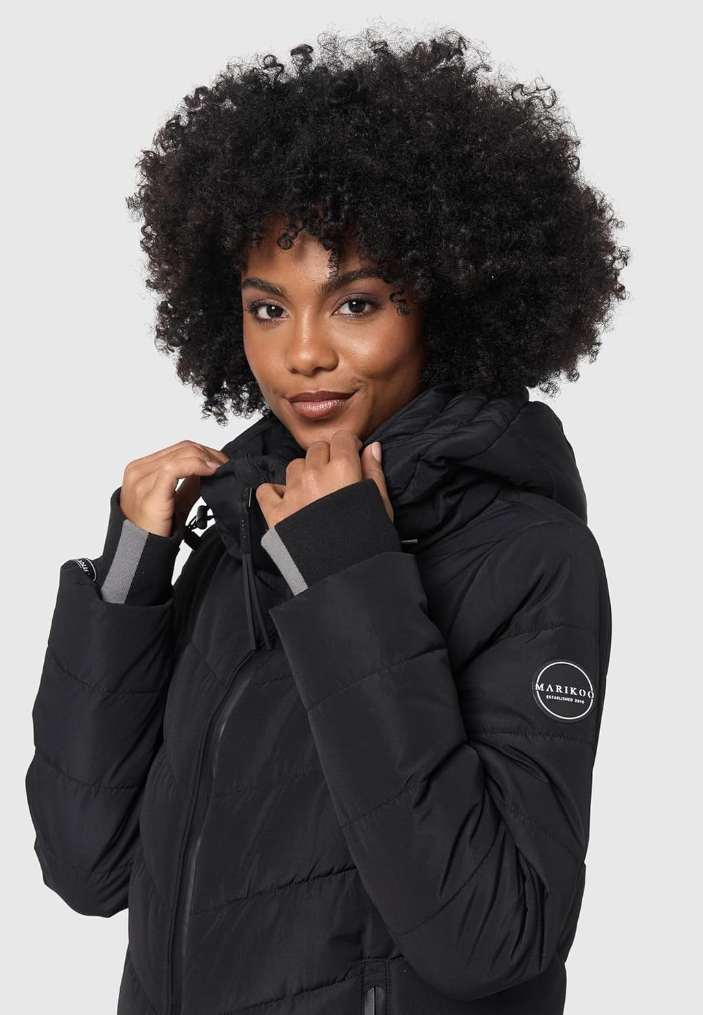 MARIKOO Women's Winter Jacket, Warm Quilted Jacket with Detachable Hood, Samuiaa XVI XS-3XL